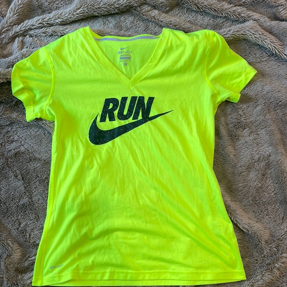 Women’s Nike Dri-Fit Run T-shirt